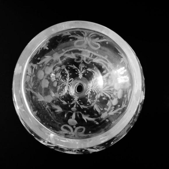 Vintage Etched Glass Decanter Bottle With Floral and Bow Design & Stopper - Picture 5 of 8